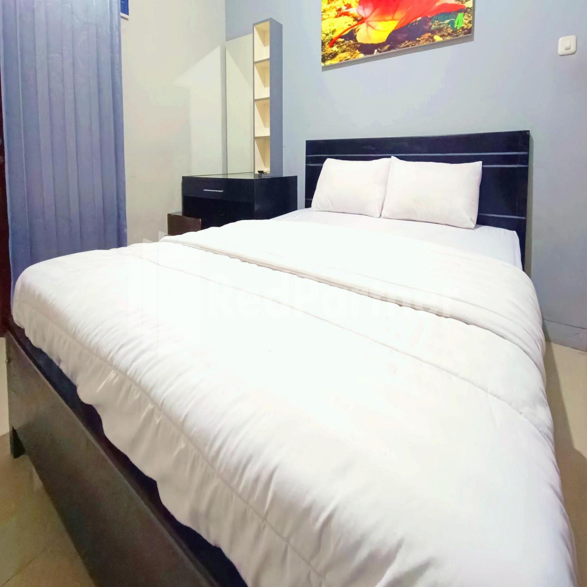 D'Waru Homestay Syariah Near Jl Slamet Riyadi Mitra Reddoorz Surakarta (Solo) Exterior foto