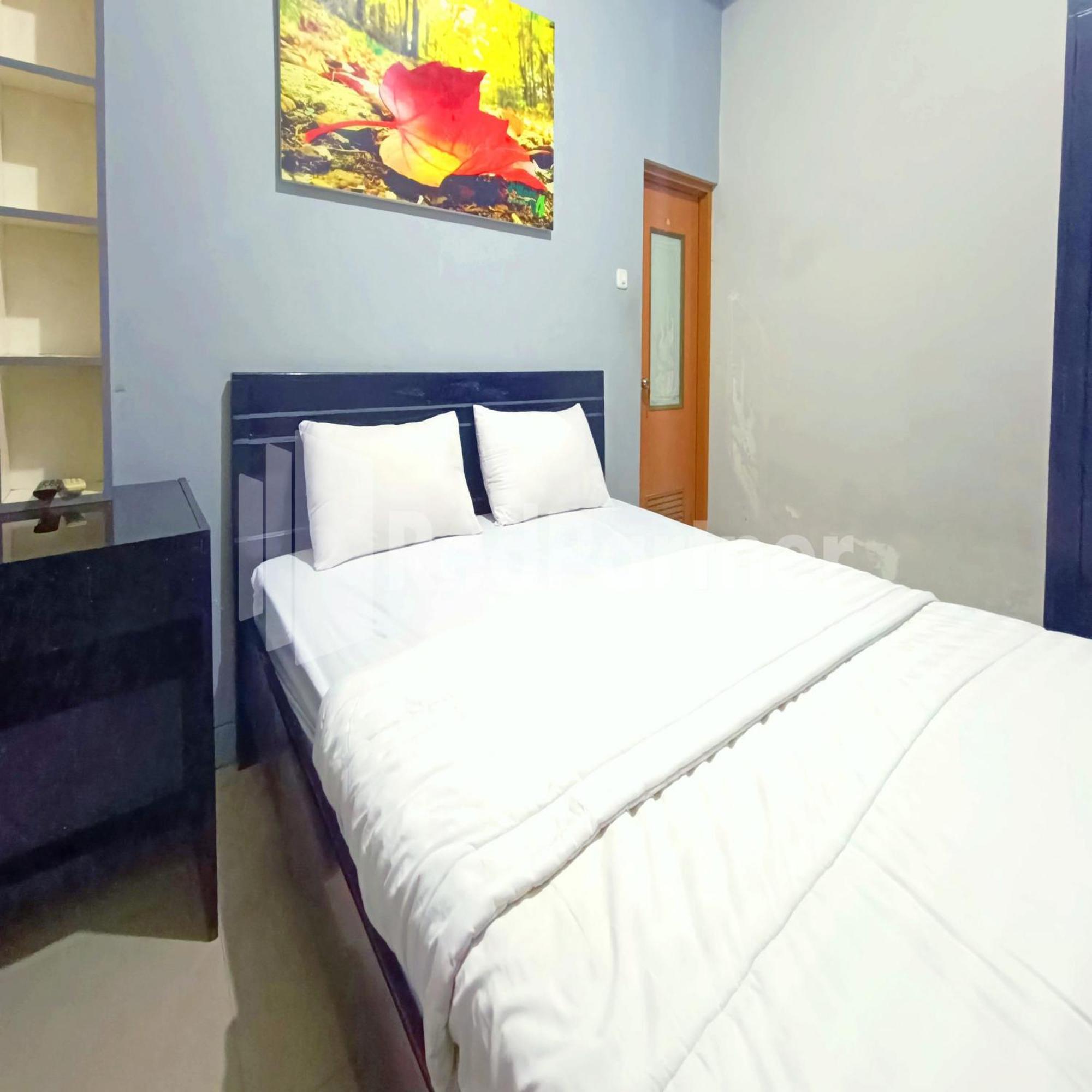 D'Waru Homestay Syariah Near Jl Slamet Riyadi Mitra Reddoorz Surakarta (Solo) Exterior foto